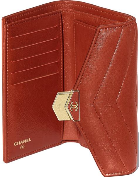 chevron matte chanel wallet